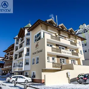 Hotel Daniel